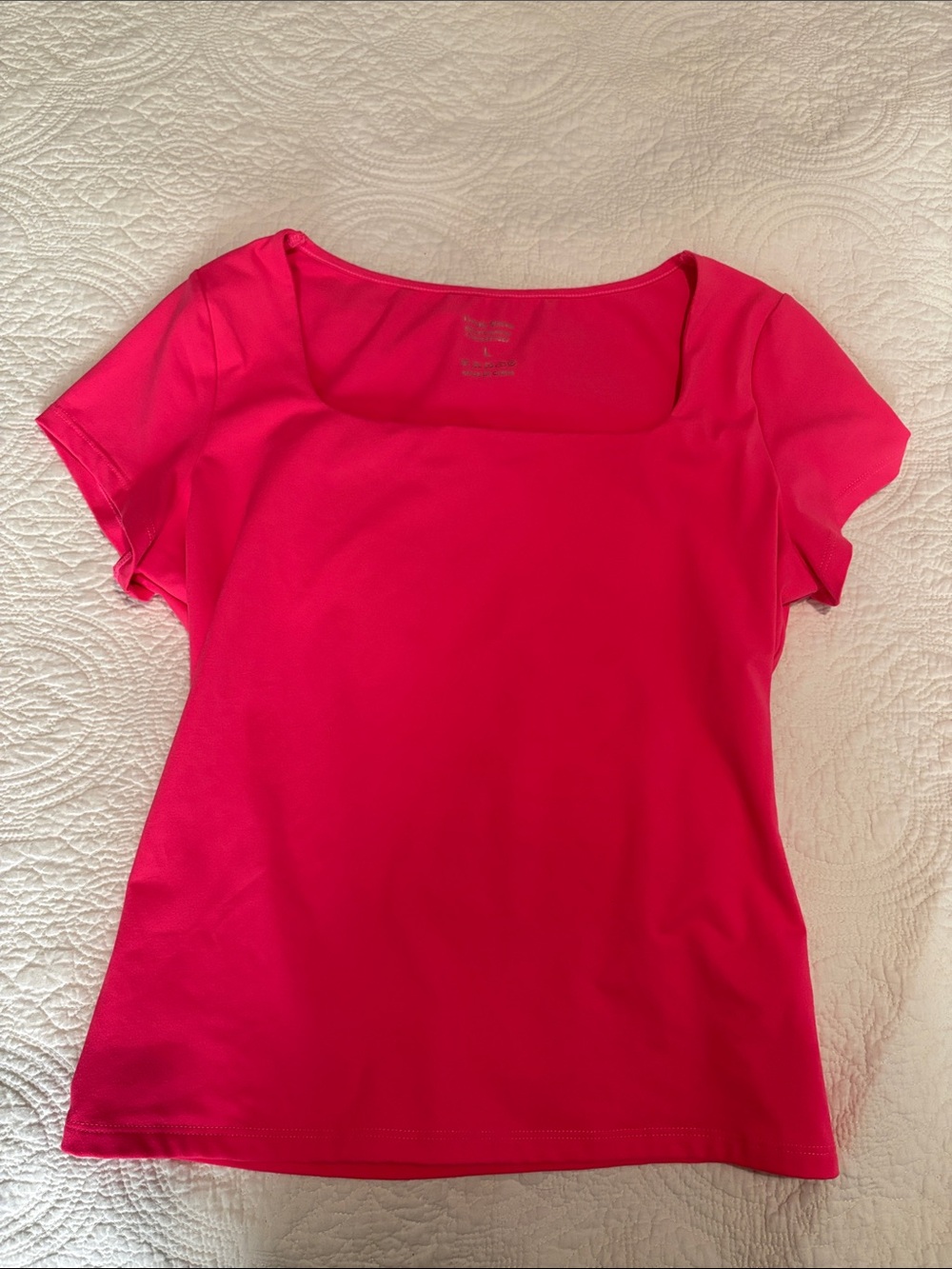 Women’s Hot Pink Scoop Neck Tee